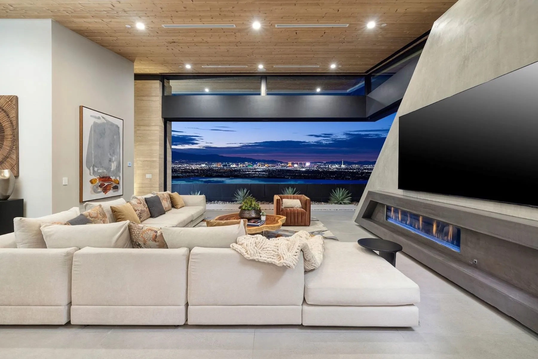 Bright, freshly cleaned rooms in an upscale Las Vegas area home